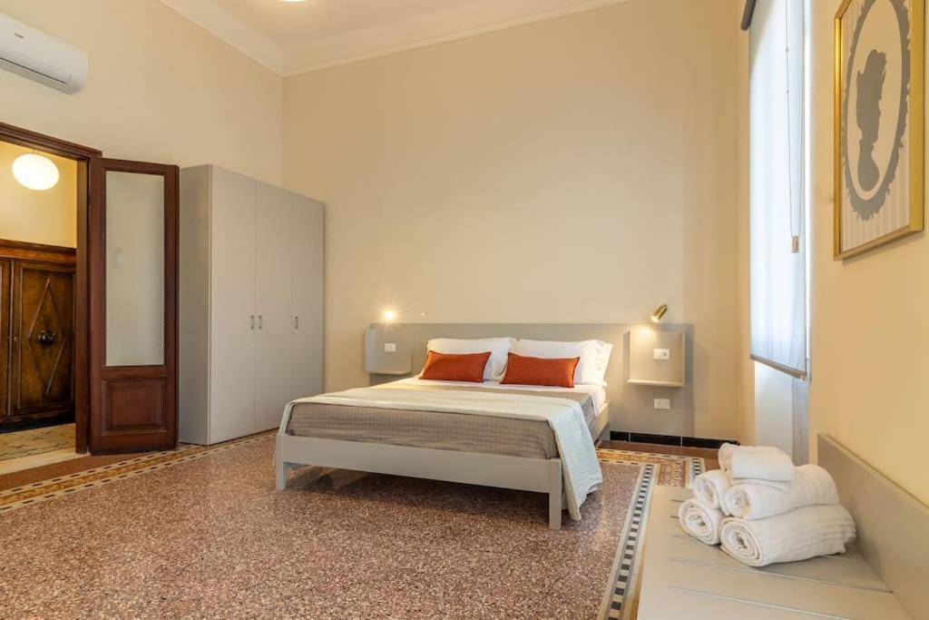 Casa Oldoini Apartment ลาสเปเซีย ภายนอก รูปภาพ