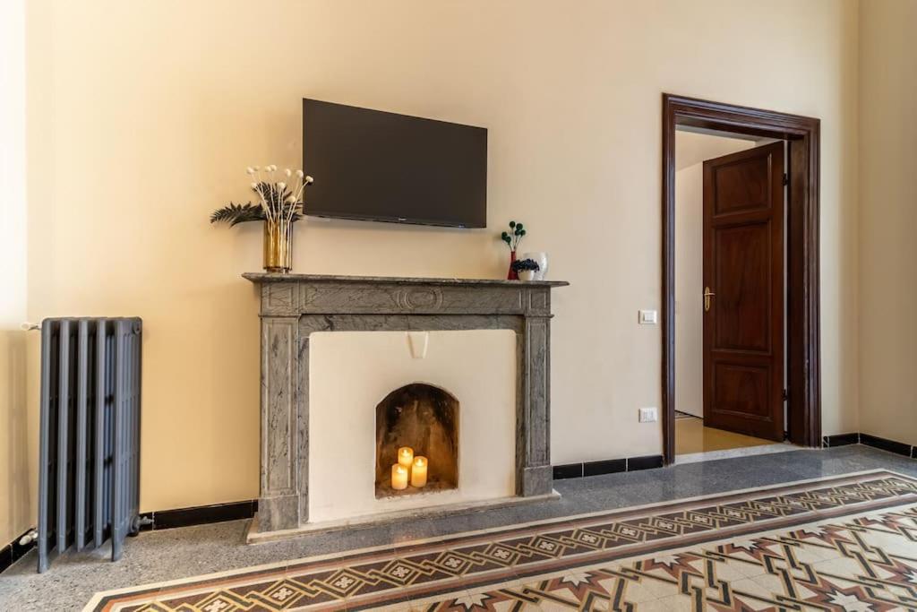 Casa Oldoini Apartment ลาสเปเซีย ภายนอก รูปภาพ