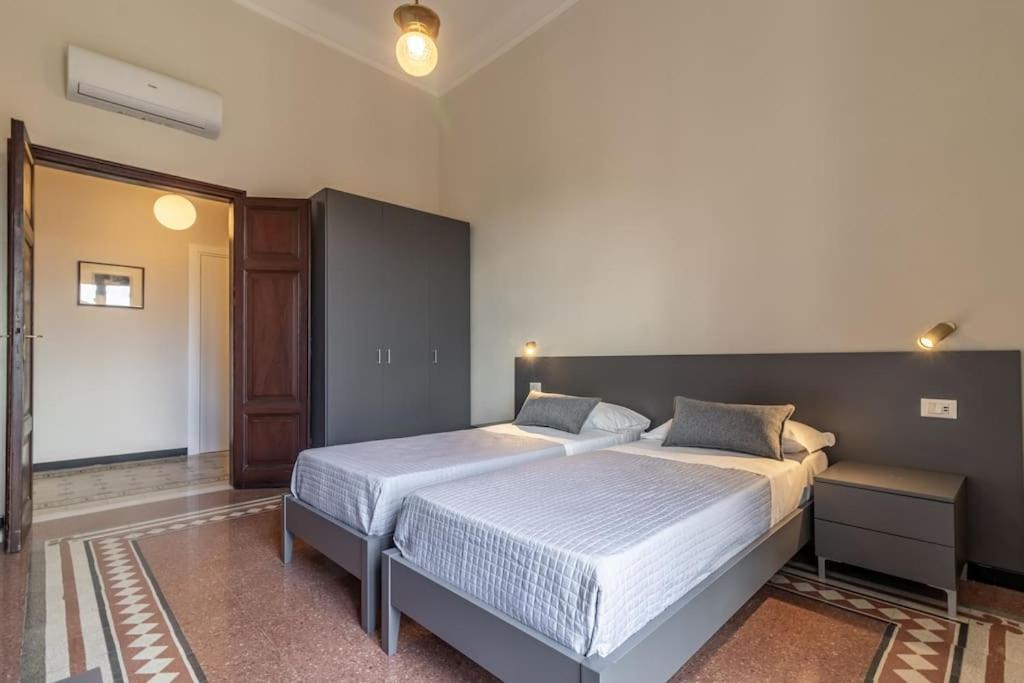 Casa Oldoini Apartment ลาสเปเซีย ภายนอก รูปภาพ