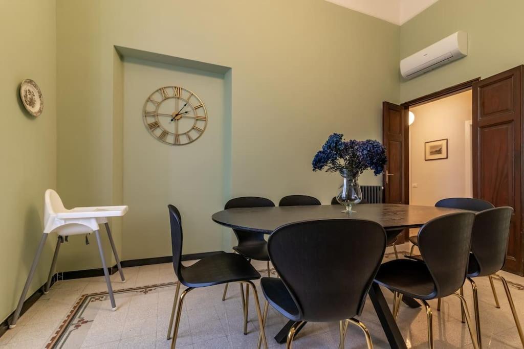 Casa Oldoini Apartment ลาสเปเซีย ภายนอก รูปภาพ